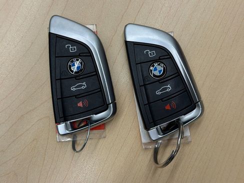Used 2023 BMW M4 Coupe w/ Executive Package RWD image 39