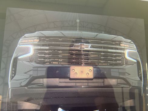 Used 2022 Chevrolet Tahoe RST w/ Luxury Package AWD/4WD image 14