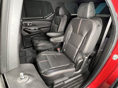 Used 2023 Chevrolet Traverse RS image 20