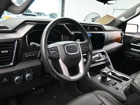 Used 2024 GMC Sierra 1500 Denali w/ Denali Reserve Package RWD image 12