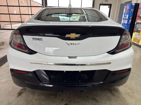 Used 2019 Chevrolet Volt LT image 3