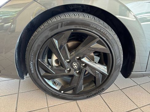 Used 2026 Hyundai Elantra Sport FWD image 29