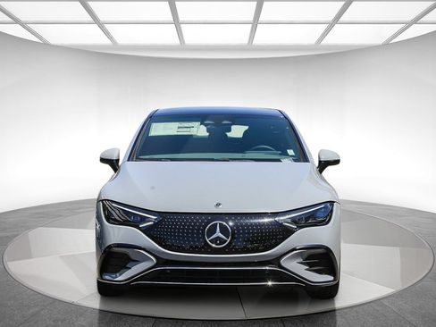 Used 2024 Mercedes-Benz EQE 350+ 4MATIC Sedan image 6