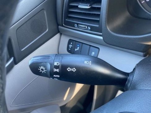 Used 2018 Hyundai Elantra Value Edition image 20