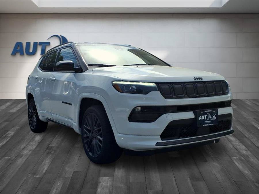 Used 2022 Jeep Compass High Altitude AWD/4WD image 3
