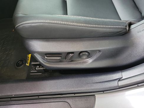 Certified 2025 Toyota Camry SE image 17