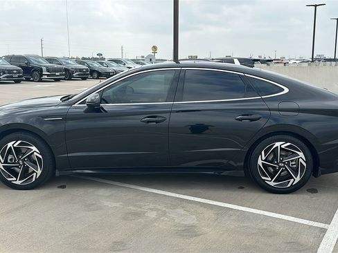 Used 2024 Hyundai Sonata SEL w/ Convenience Package image 10