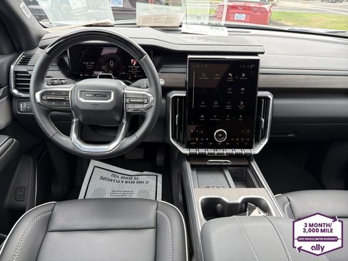 Used 2025 GMC Acadia Denali w/ Super Cruise Package AWD/4WD image 13