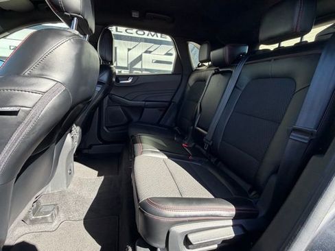 Used 2024 Ford Escape ST-Line image 11
