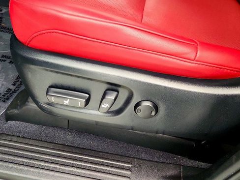 Used 2023 Lexus GX 460 Premium image 12