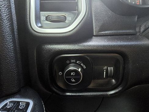 Used 2024 RAM 2500 Big Horn w/ Off Road Package image 15