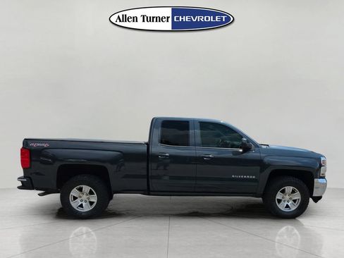 Used 2017 Chevrolet Silverado 1500 LT w/ All Star Edition AWD/4WD image 3