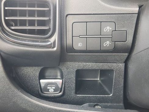 Used 2025 RAM ProMaster 2500 w/ Convenience Group image 24