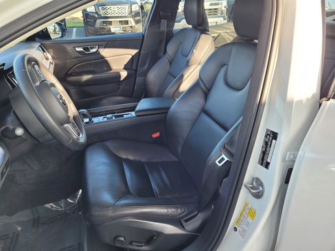 Used 2024 Volvo S60 B5 Core image 26