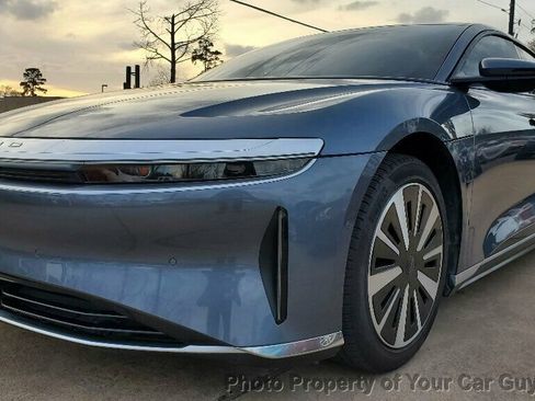 Used 2025 Lucid Air Pure image 2