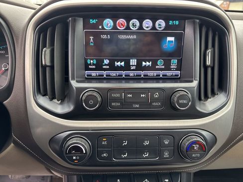 Used 2018 GMC Canyon SLT image 22