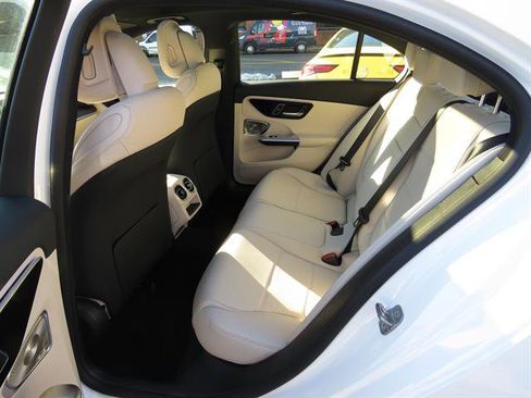 Used 2025 Mercedes-Benz C 300 4MATIC Sedan image 20