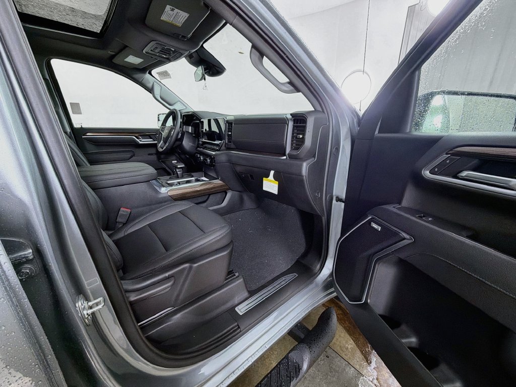 New 2026 Chevrolet Silverado 1500 RST w/ Convenience Package II AWD/4WD image 21