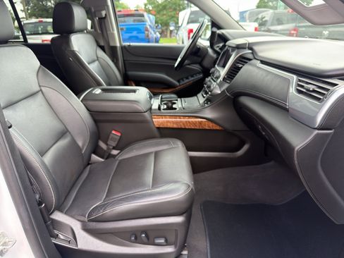 Used 2019 Chevrolet Tahoe Premier RWD image 25