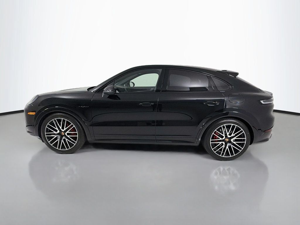 Certified 2026 Porsche Cayenne S AWD/4WD image 2