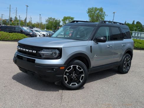 Used 2023 Ford Bronco Sport Outer Banks w/ Tech Package AWD/4WD image 1