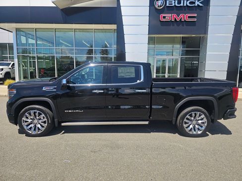 New 2026 GMC Sierra 1500 Denali w/ Denali Reserve Package AWD/4WD image 3