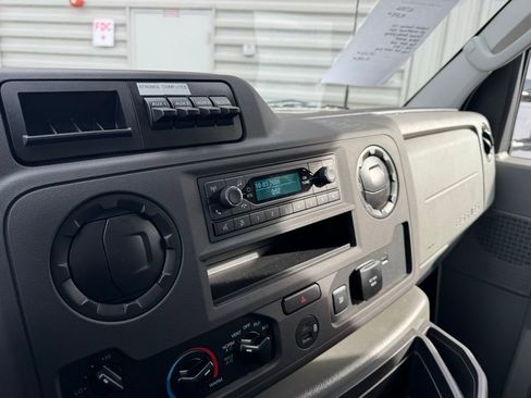 New 2026 Ford E-350 and Econoline 350 Super Duty w/ Interior Upgrade Package RWD image 27