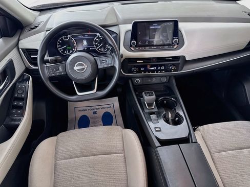 Used 2023 Nissan Rogue SV FWD image 28