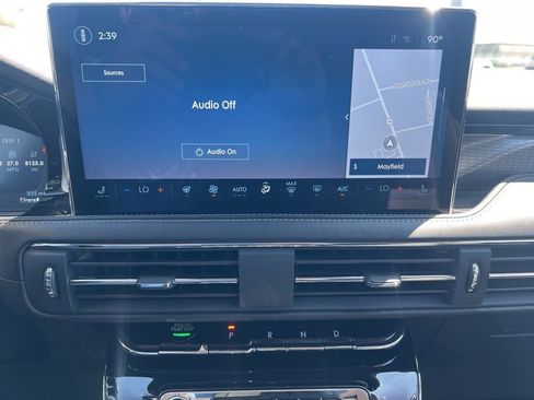 Used 2023 Lincoln Corsair Reserve w/ Equipment Group 201A AWD/4WD image 16