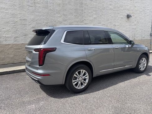 Certified 2024 Cadillac XT6 Luxury FWD image 6
