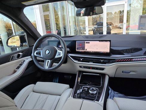 Certified 2025 BMW X5 M60i w/ Executive Package image 18