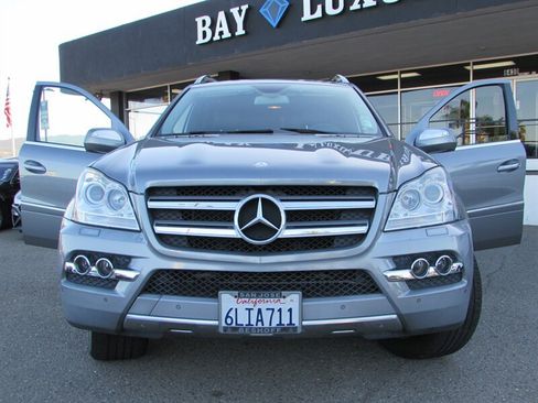 Used 2010 Mercedes-Benz GL 450 4MATIC image 36