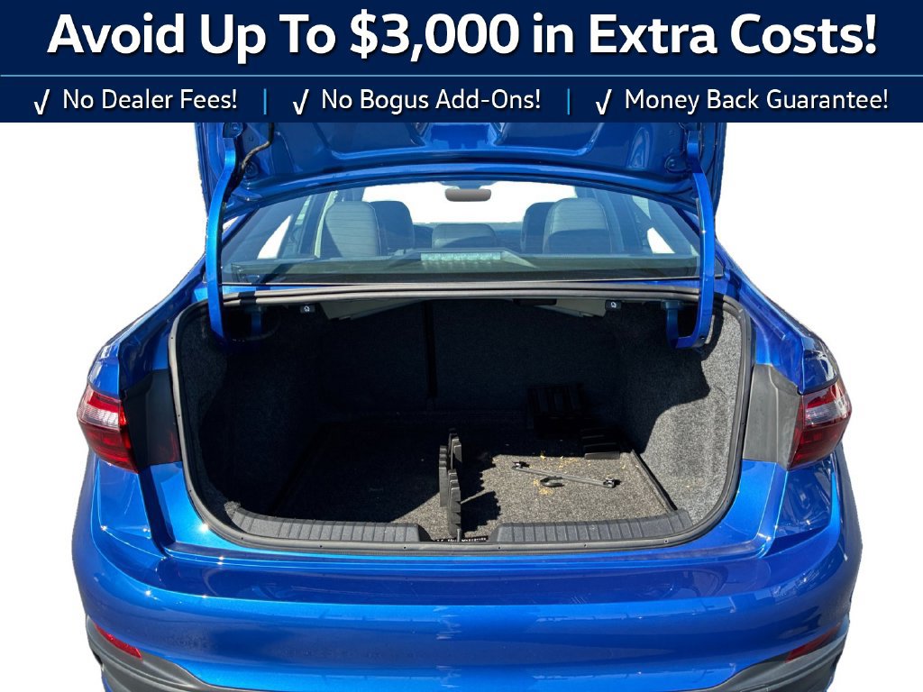 Used 2024 Volkswagen Jetta SE w/ Panoramic Sunroof Package FWD image 23