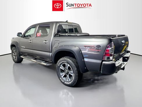 Used 2015 Toyota Tacoma PreRunner w/ SR5 Package image 6