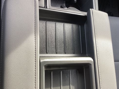 New 2026 Toyota Tundra SR5 image 33