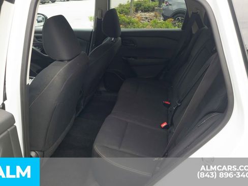 Used 2024 Nissan Rogue S FWD image 17