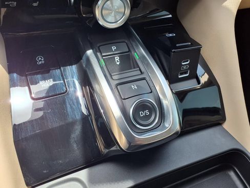 Used 2025 Acura MDX FWD w/ Technology Package image 12