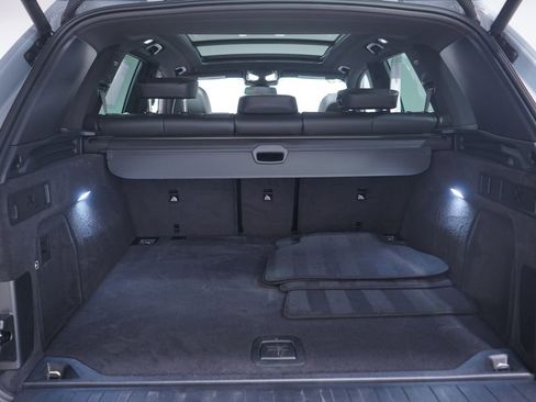Used 2025 BMW X5 xDrive40i w/ M Sport Package image 23