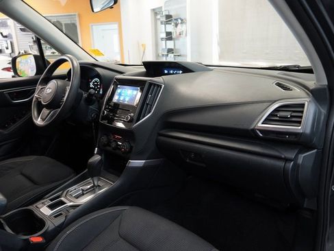 Used 2019 Subaru Forester Base 4D Sport Utility w/ Alloy Wheel Package image 32