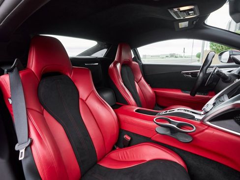 Used 2021 Acura NSX image 41