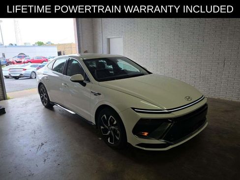 Used 2024 Hyundai Sonata SEL FWD image 1