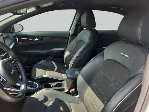Used 2023 Kia Forte GT-Line w/ GT-Line Technology Package FWD image 22