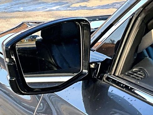 Used 2023 Acura MDX SH-AWD w/ Technology Package image 13