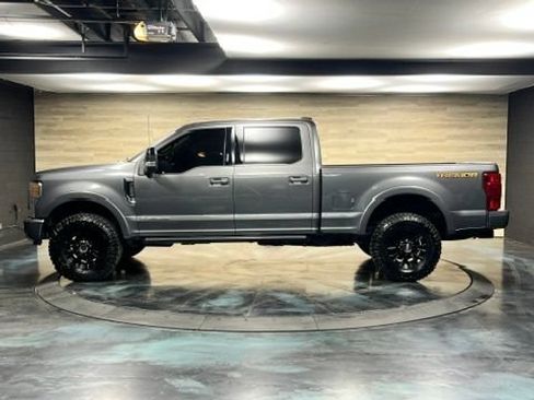 Used 2022 Ford F250 Platinum w/ FX4 Off-Road Package AWD/4WD image 27
