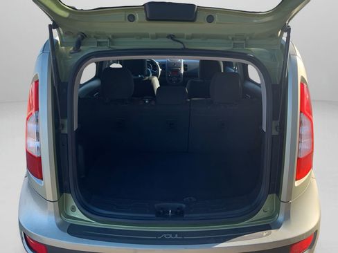 Used 2012 Kia Soul + image 12