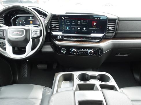 Used 2023 GMC Sierra 1500 SLE w/ X31 Off-Road Package AWD/4WD image 44