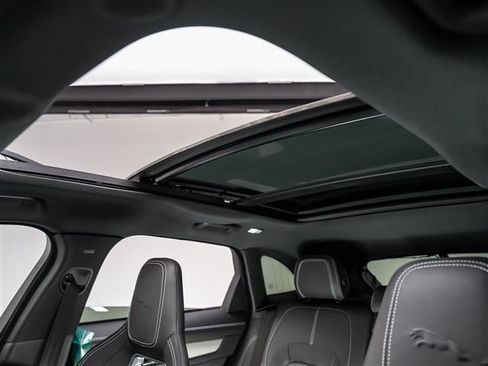 New 2025 Jaguar F-PACE R-Dynamic S AWD/4WD image 14