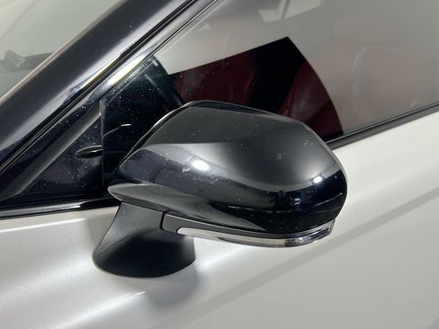 Used 2021 Toyota Camry XSE FWD image 12