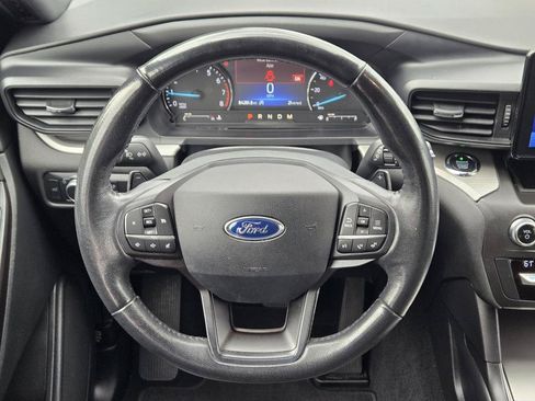 Used 2020 Ford Explorer XLT AWD/4WD image 22