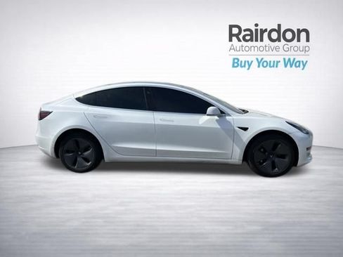 Used 2020 Tesla Model 3 Standard Range Plus RWD image 8